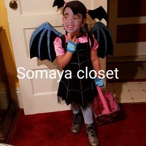Disney vamprinia costume